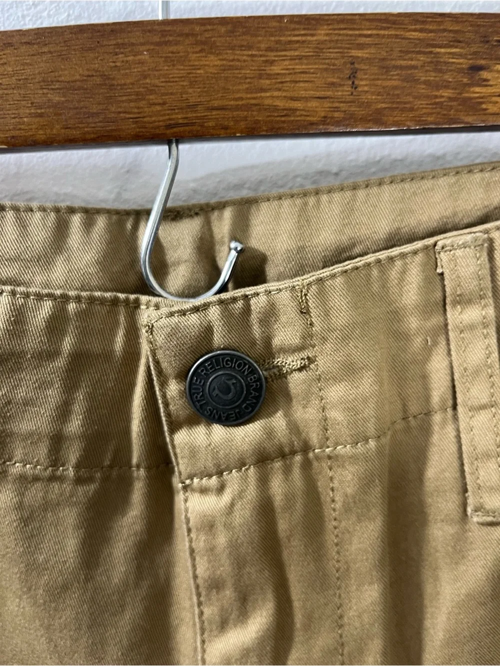 True Religion Mens Cotton  Cargo Shorts Portobello 105030 Khaki Size 32 $129